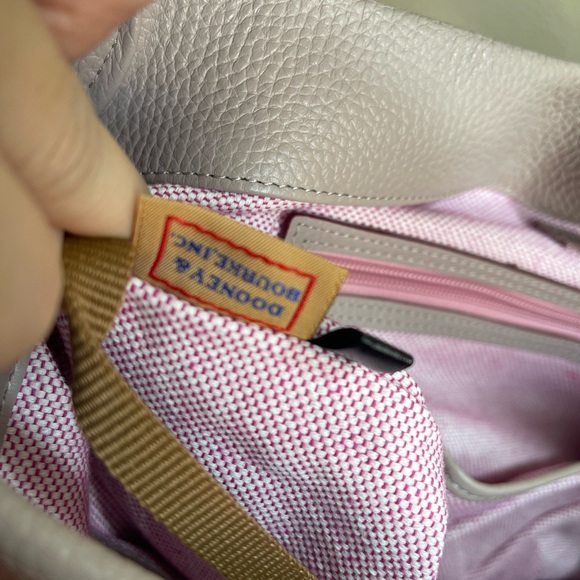 Dooney & Bourke Logo Lock shoulder bag - Picture 5 of 9